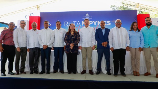 4 Foto Oficial De Ruta Mipyme En Tamboril